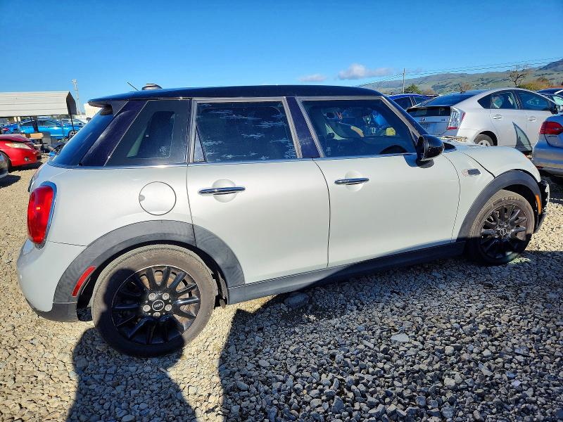 Photo 3 from auction – 2017 MINI COOPER with VIN WMWXU1C32H2F77966