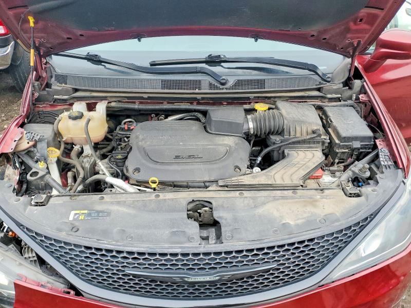 Photo 12 from auction – 2019 CHRYSLER PACIFICA T with VIN 2C4RC1FG7KR633211
