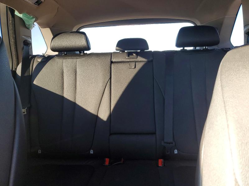 Photo 10 from auction – 2016 BMW X5 XDRIVE3 with VIN 5UXKR0C50G0P19604