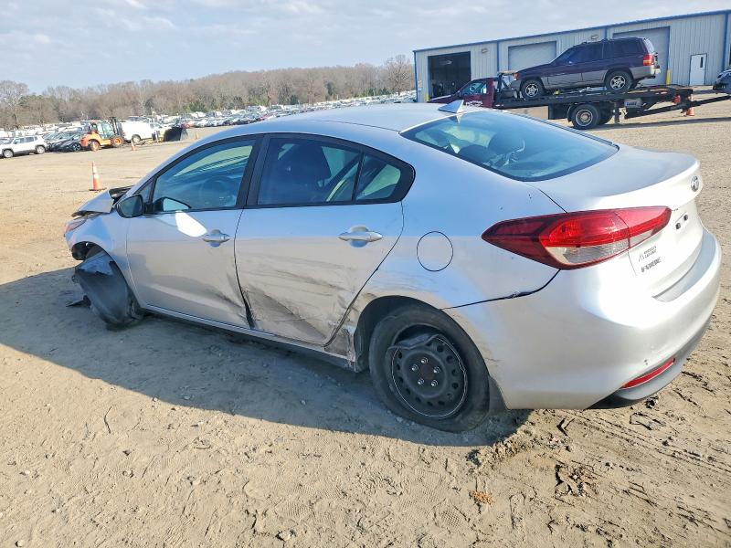 Photo 2 from auction – 2018 KIA FORTE LX with VIN 3KPFK4A78JE178478