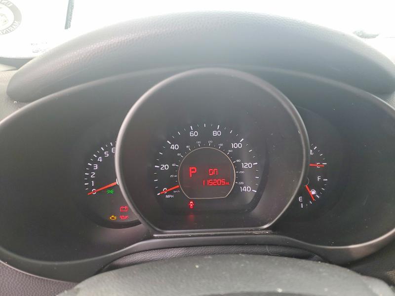 Photo 9 from auction – 2016 KIA SOUL + with VIN KNDJP3A57G7380774