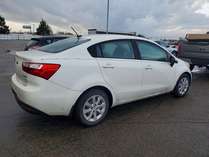 Photo 3 from auction – 2015 KIA RIO EX with VIN KNADN4A34F6466617