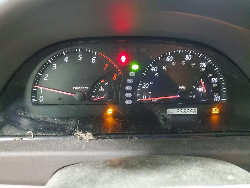 Photo 9 from auction – 2003 TOYOTA CAMRY LE with VIN 4T1BE32K43U697112
