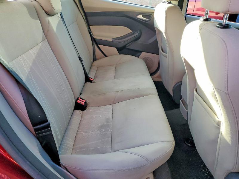 Photo 10 from auction – 2015 FORD FOCUS SE with VIN 1FADP3F23FL383498