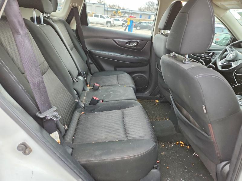Photo 11 from auction – 2017 NISSAN ROGUE with VIN KNMAT2MT7HP507170