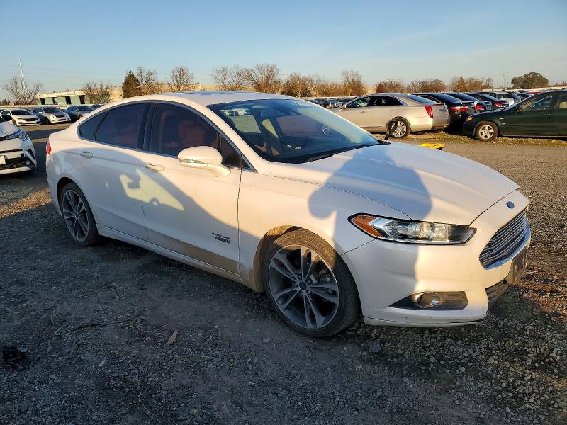 Photo 4 from auction – 2013 FORD FUSION SE with VIN 3FA6P0PU6DR282428