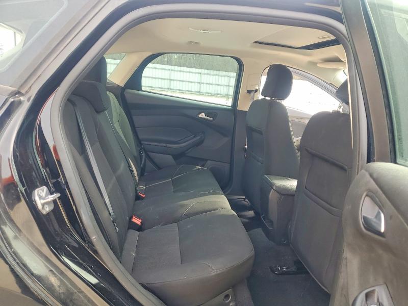 Photo 10 from auction – 2016 FORD FOCUS SE with VIN 1FADP3K25GL279599