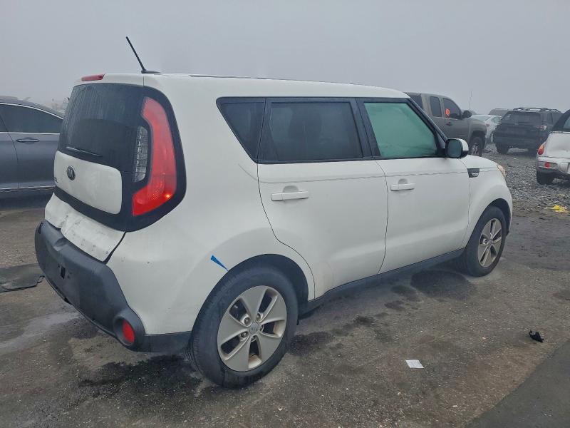 Photo 3 from auction – 2014 KIA SOUL with VIN KNDJN2A25E7068956