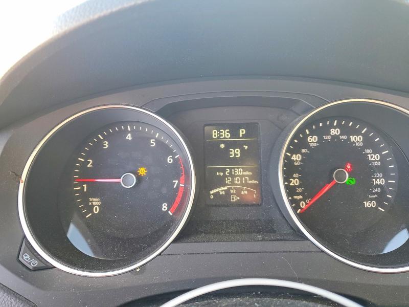 Photo 9 from auction – 2015 VOLKSWAGEN JETTA BASE with VIN 3VW2K7AJ6FM290301