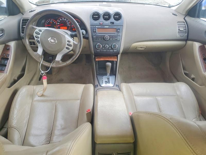 Photo 8 from auction – 2009 NISSAN ALTIMA 3.5 with VIN 1N4BL21E69C182553