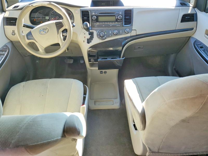 Photo 8 from auction – 2012 TOYOTA SIENNA with VIN 5TDKA3DC1CS011750