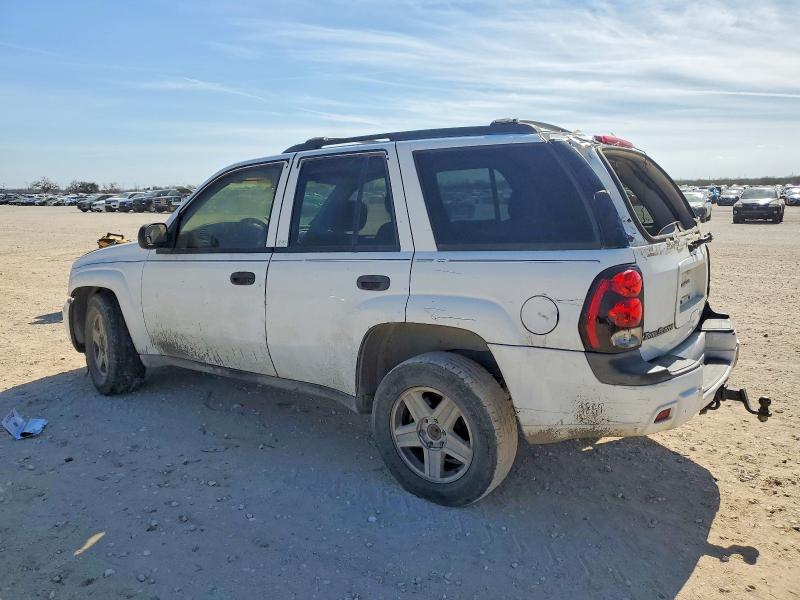 Photo 2 from auction – 2003 CHEVROLET TRAILBLAZER with VIN 1GNDT13S732217332