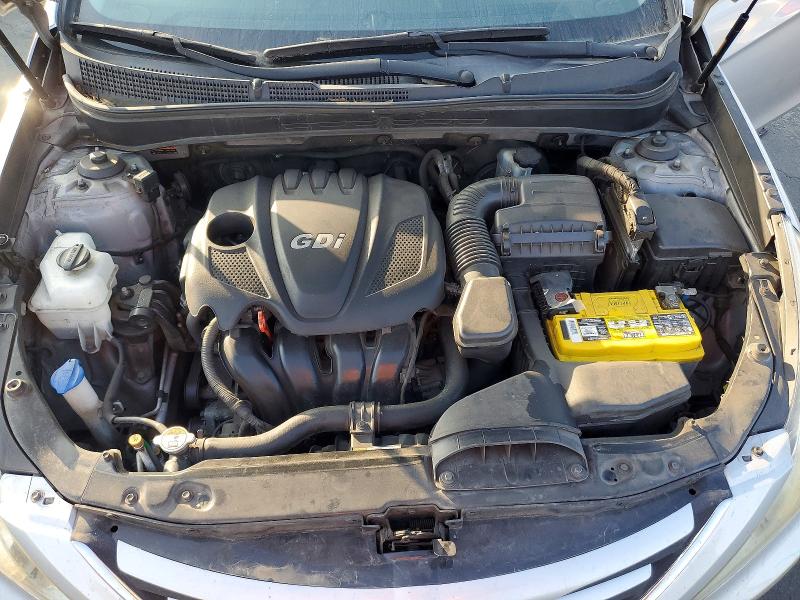 Photo 11 from auction – 2014 HYUNDAI SONATA GLS with VIN 5NPEB4AC2EH891175