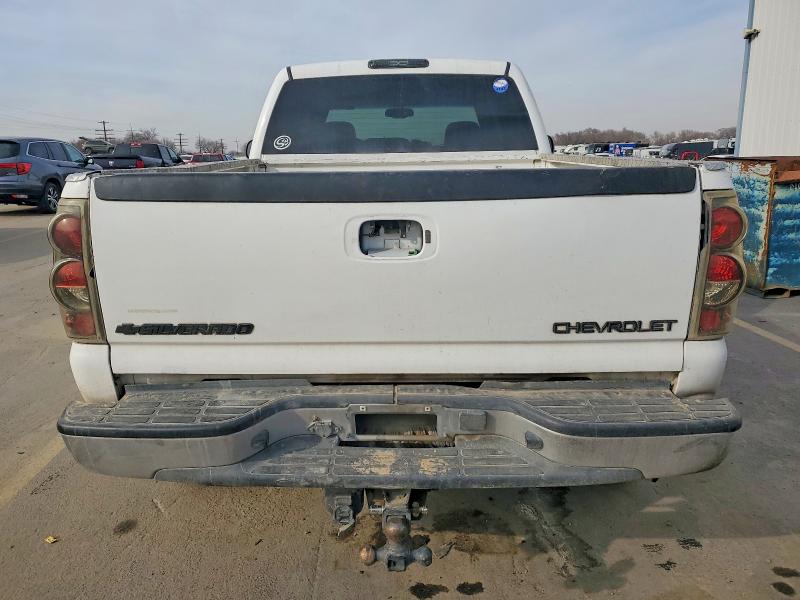Photo 6 from auction – 2003 CHEVROLET SILVERADO with VIN 1GCHK23163F239986