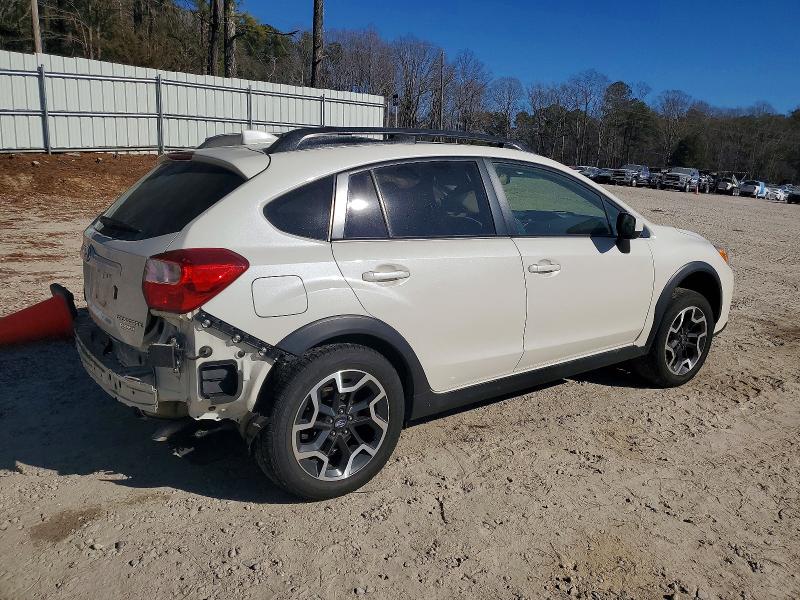 Photo 3 from auction – 2017 SUBARU CROSSTREK with VIN JF2GPADC5H8252670