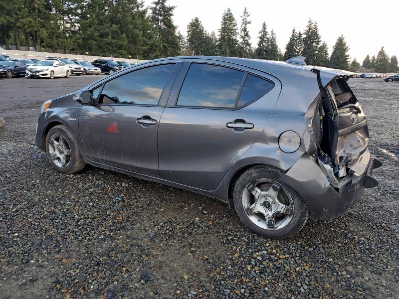 Photo 2 from auction – 2015 TOYOTA PRIUS C with VIN JTDKDTB35F1086656