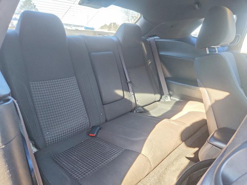 Photo 10 from auction – 2019 DODGE CHALLENGER with VIN 2C3CDZAG8KH733420