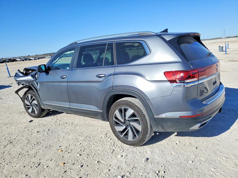 Photo 2 from auction – 2024 VOLKSWAGEN ATLAS SEL with VIN 1V2BR2CA2RC583793