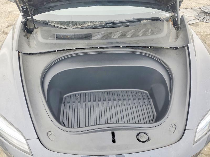 Photo 11 from auction – 2025 TESLA MODEL 3 with VIN 5YJ3E1EAXSF992352