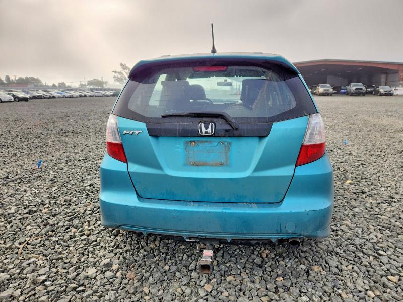 Photo 6 from auction – 2013 HONDA FIT with VIN JHMGE8H59DC042944