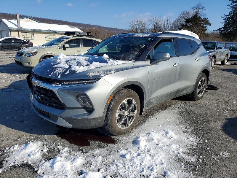 CHEVROLET BLAZER 3LT 2025 with VIN 3GNKBJRS0SS180791 - Photo from auction
