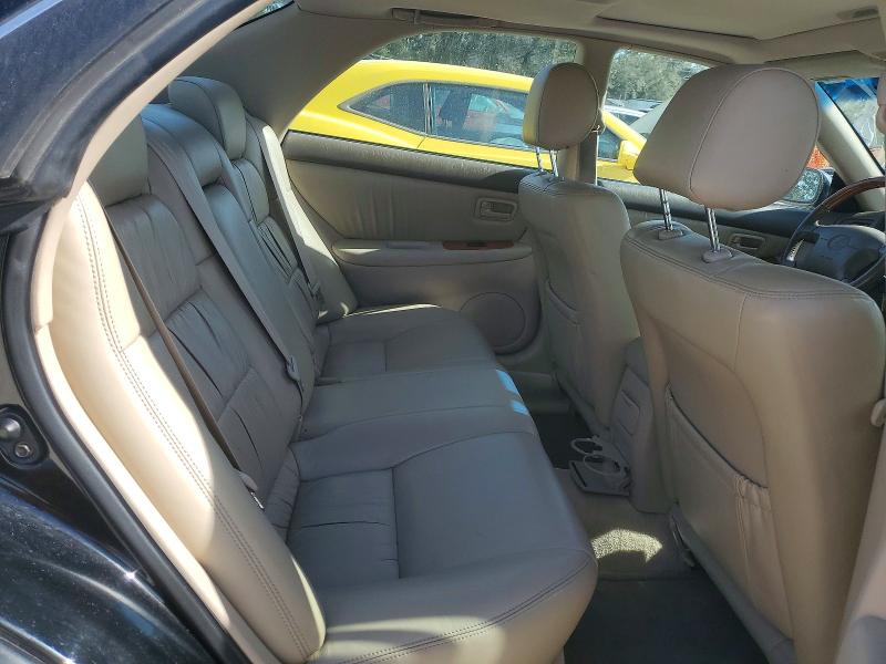 Photo 10 from auction – 2000 LEXUS ES 300 with VIN JT8BF28G4Y0264305