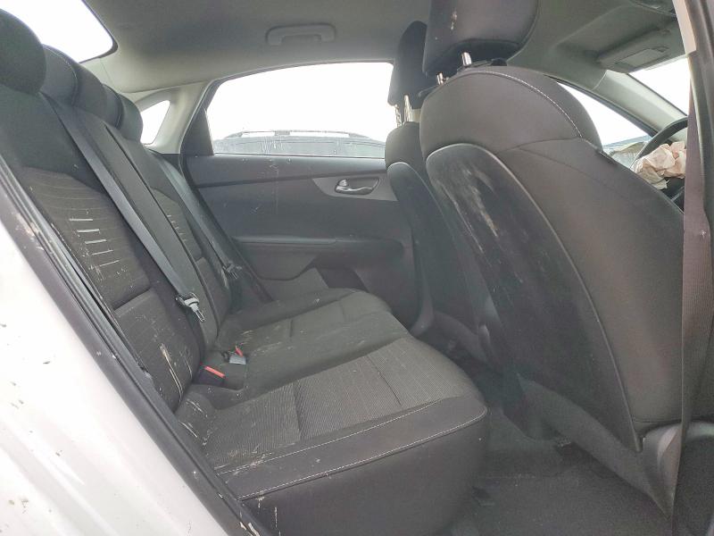 Photo 10 from auction – 2021 KIA FORTE FE with VIN 3KPF24AD4ME366442