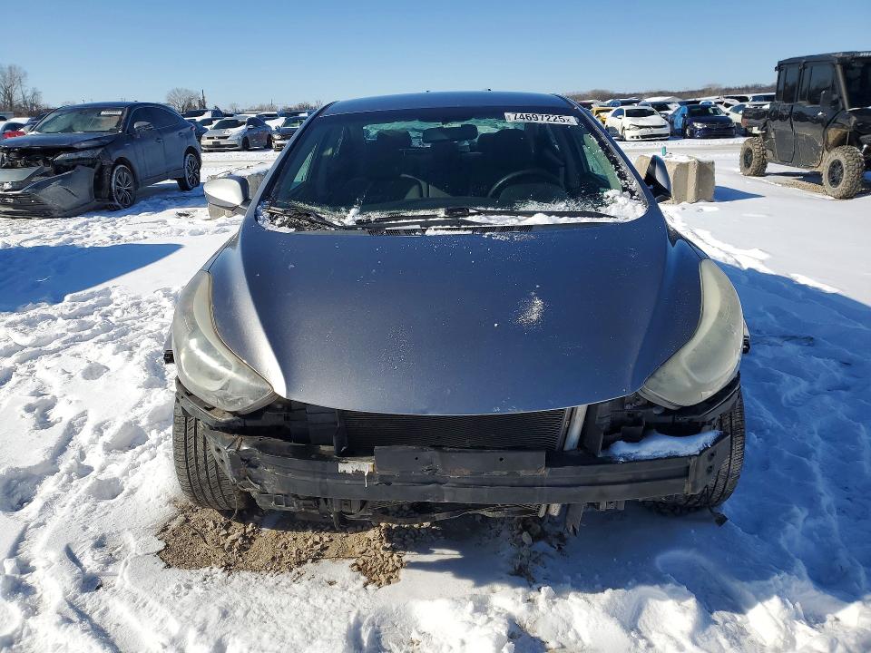 Photo 5 from auction – 2014 HYUNDAI ELANTRA with VIN KMHDH4AE2EU157259