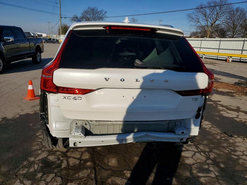 Photo 6 from auction – 2021 VOLVO XC60 with VIN YV4102DL7M1886528