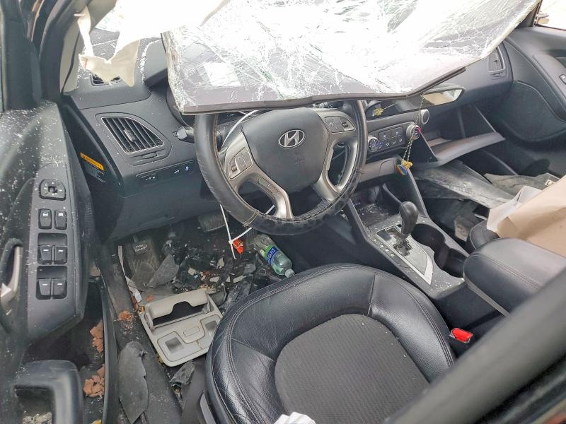 Photo 8 from auction – 2010 HYUNDAI TUCSON with VIN KM8JU3AC5AU072921