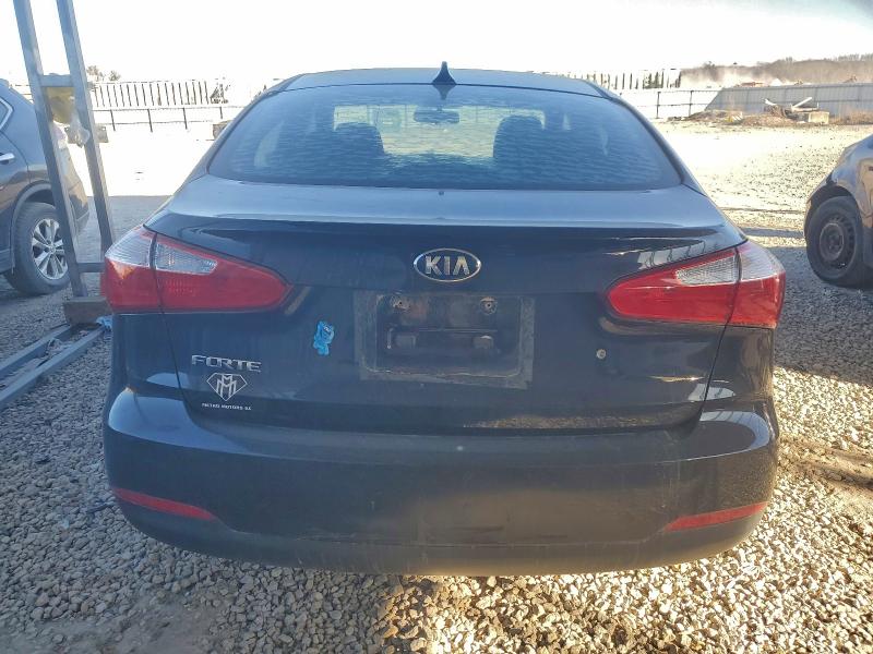 Photo 6 from auction – 2015 KIA FORTE LX with VIN KNAFK4A64F5340694
