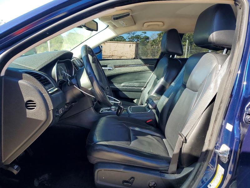 Photo 7 from auction – 2015 CHRYSLER 300 with VIN 2C3CCAAG0FH743773