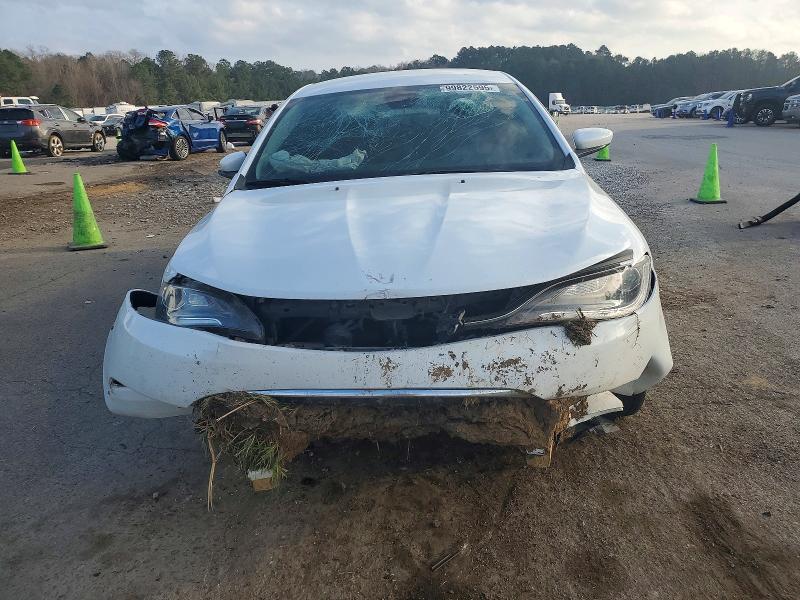 Photo 5 from auction – 2016 CHRYSLER 200 with VIN 1C3CCCAB2GN120633