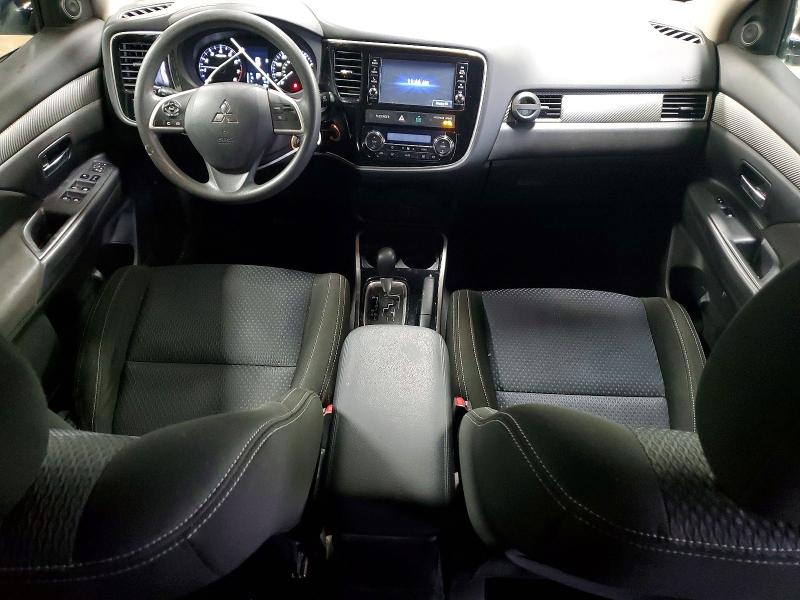 Photo 8 from auction – 2018 MITSUBISHI OUTLANDER with VIN JA4AD2A39JZ015908
