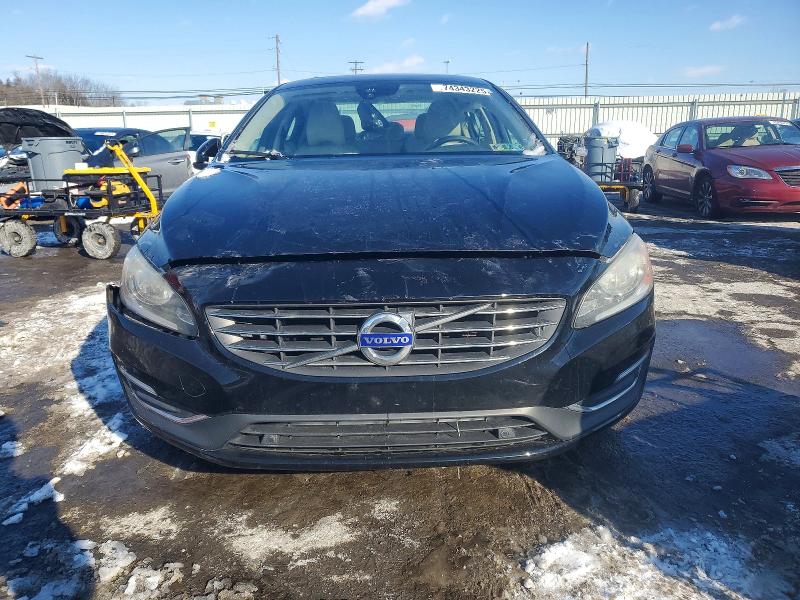 Photo 5 from auction – 2015 VOLVO S60 PREMIE with VIN YV1612TK7F1343367