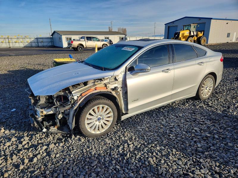 FORD FUSION SE 2016 with VIN 3FA6P0PU7GR320740 - Photo from auction