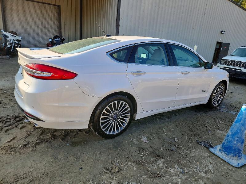 Photo 3 from auction – 2017 FORD FUSION TIT with VIN 3FA6P0SU9HR352839