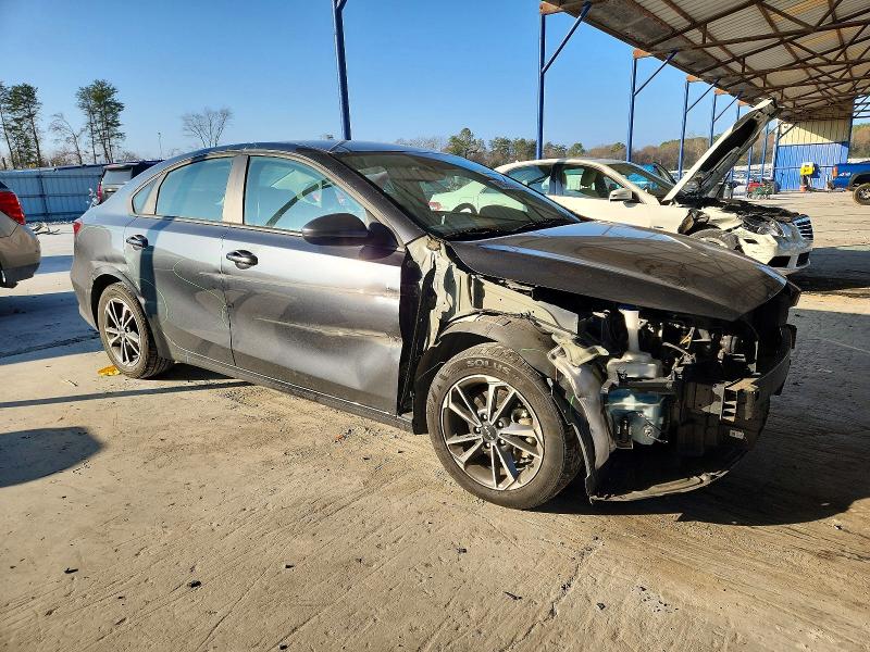 Photo 4 from auction – 2022 KIA FORTE FE with VIN 3KPF24AD6NE419112