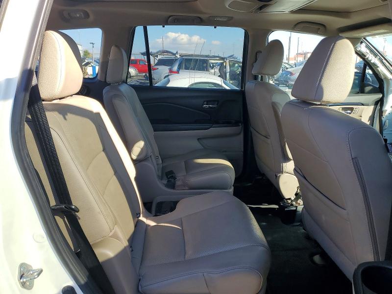 Photo 11 from auction – 2019 HONDA PILOT with VIN 5FNYF6H03KB004265