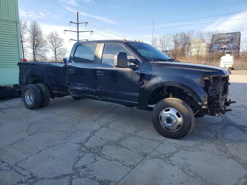 Photo 4 from auction – 2017 FORD F350 SUPER with VIN 1FT8W3DT7HEB27656