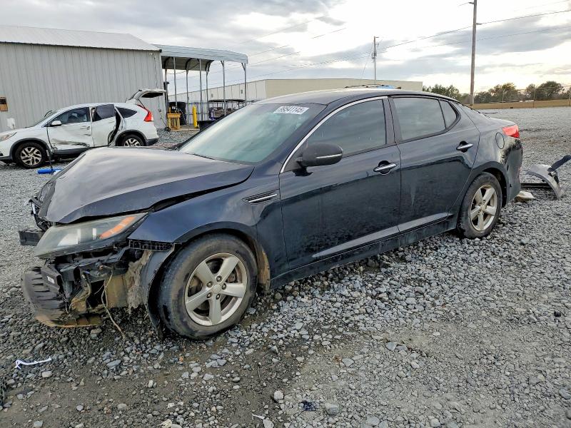 KIA OPTIMA 2015 with VIN 5XXGM4A71FG356695 - Photo from auction