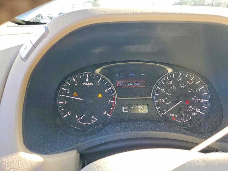 Photo 9 from auction – 2014 NISSAN PATHFINDER with VIN 5N1AR2MM4EC626011