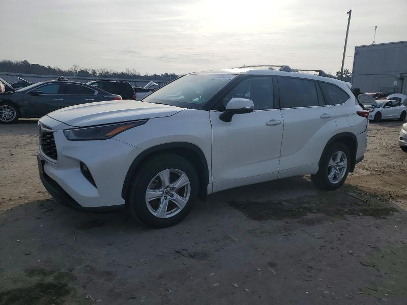 TOYOTA HIGHLANDER 2023 with VIN 5TDKDRAH8PS502686 - Photo from auction
