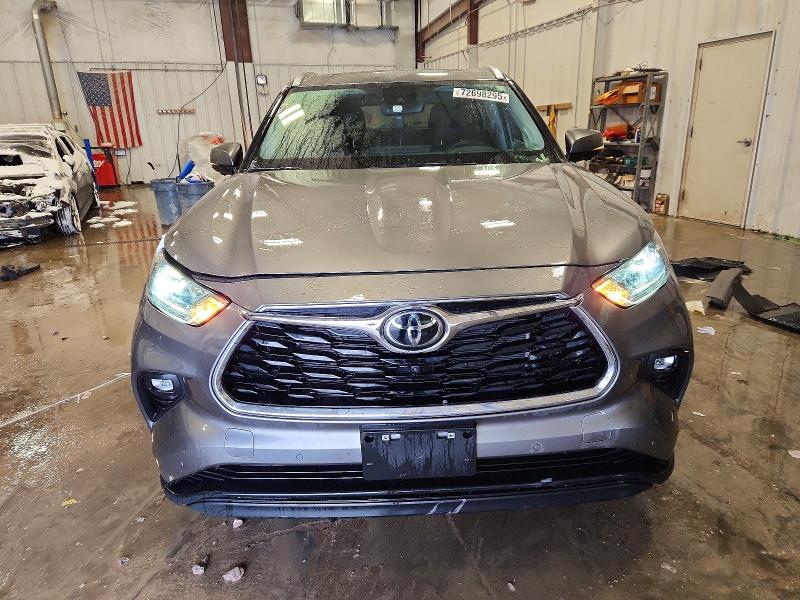 Photo 5 from auction – 2025 TOYOTA HIGHLANDER with VIN 5TDKDRBH4SS587548