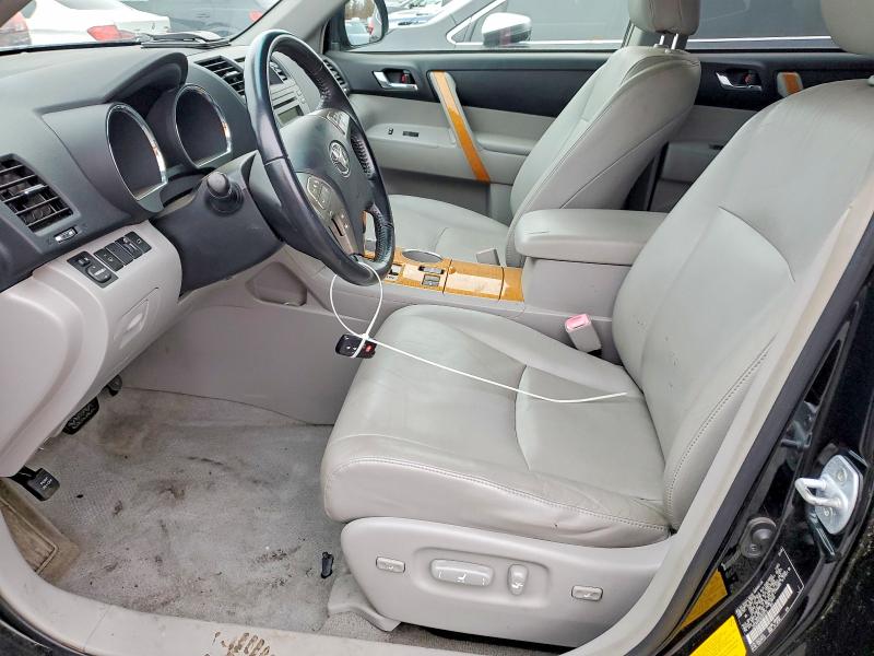 Photo 7 from auction – 2008 TOYOTA HIGHLANDER with VIN JTEEW44A082023272