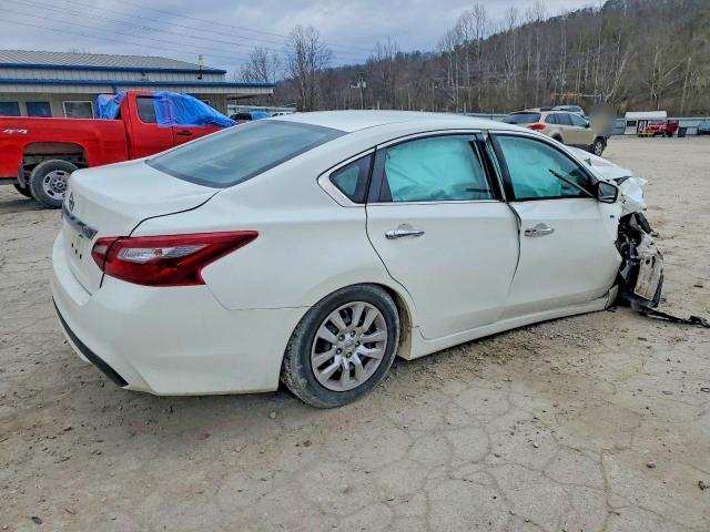 Photo 3 from auction – 2018 NISSAN ALTIMA with VIN 1N4AL3AP2JC247129