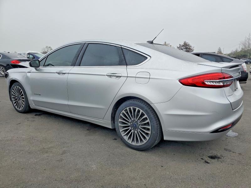 Photo 2 from auction – 2018 FORD FUSION with VIN 3FA6P0RU2JR103004