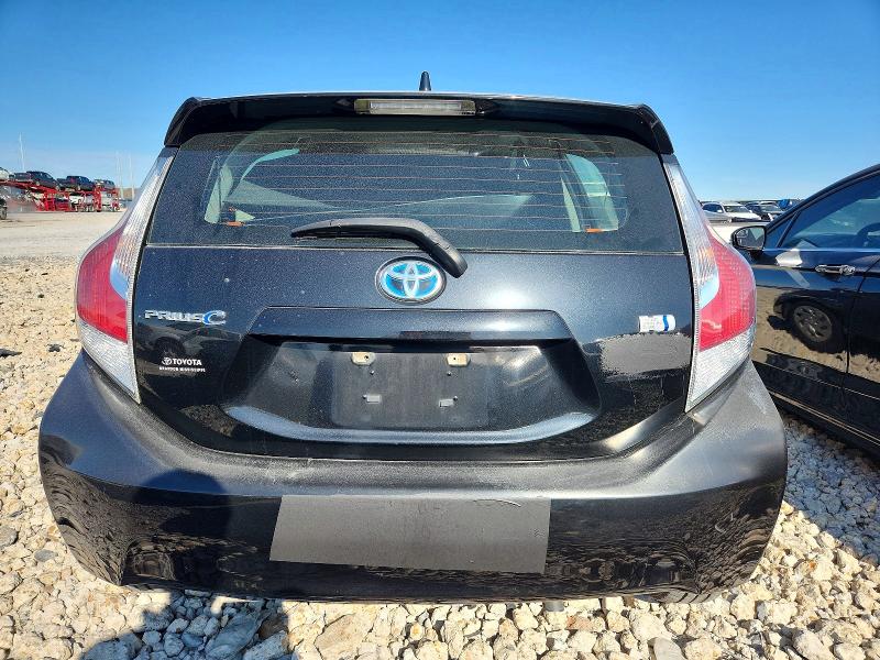 Photo 6 from auction – 2016 TOYOTA PRIUS C with VIN JTDKDTB37G1126446