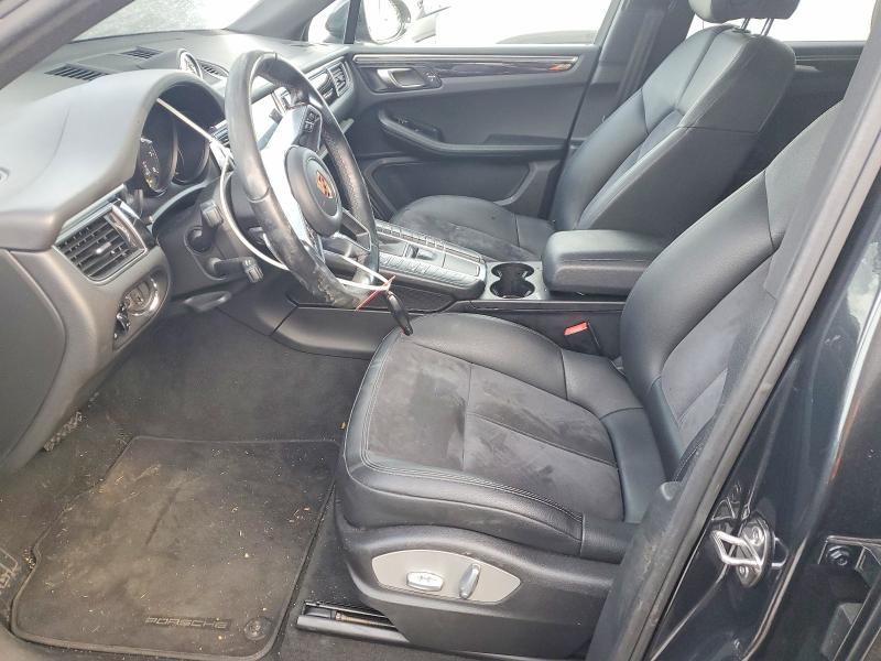 Photo 7 from auction – 2017 PORSCHE MACAN with VIN WP1AA2A50HLB09316