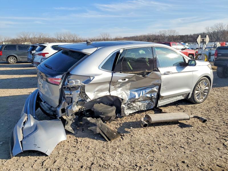 Photo 3 from auction – 2022 FORD EDGE with VIN 2FMPK4K96NBA01019